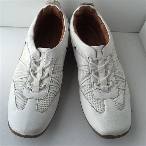 white naturalizer shoes|where are naturalizer shoes sold.